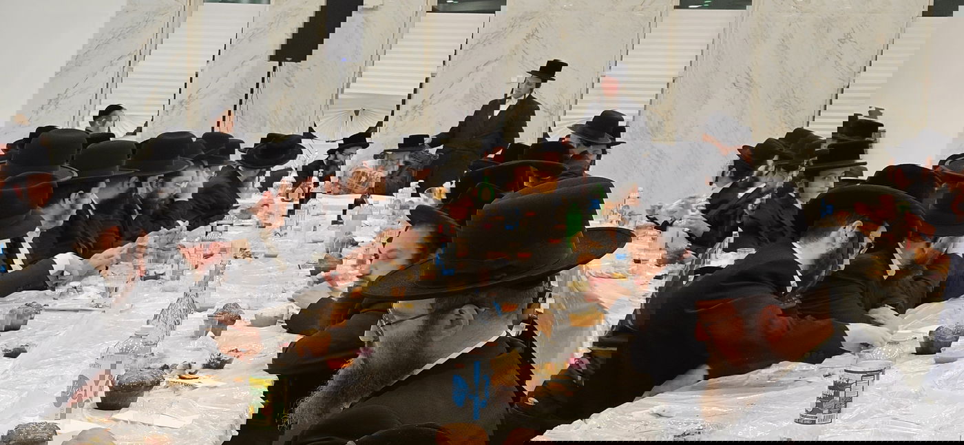 האדמו"ר מקוסען לייקווד בהילולת הרה"ק ר' ישעל'ע מקרעסטיר זי"ע