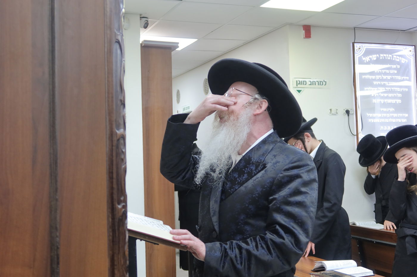 מסיבת לחיים בקרעטשניף קריית גת