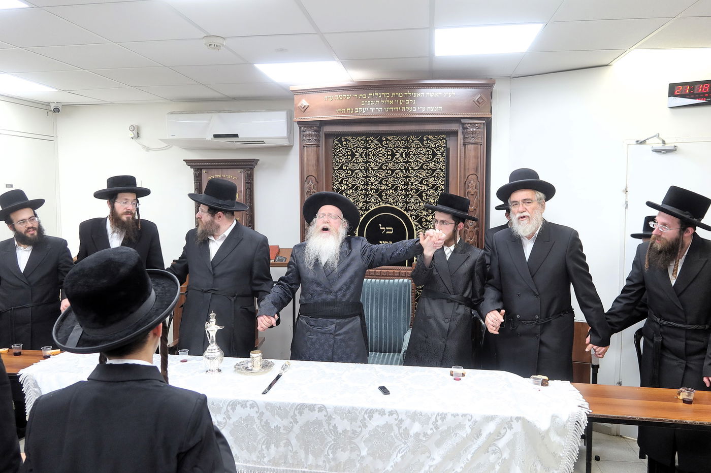 מסיבת לחיים בקרעטשניף קריית גת