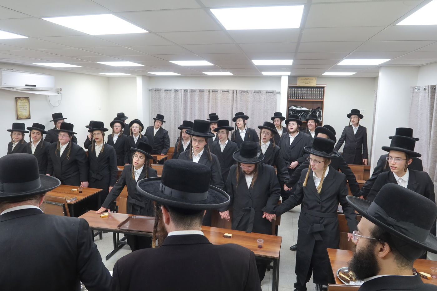 מסיבת לחיים בקרעטשניף קריית גת