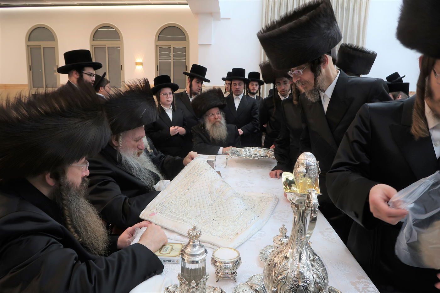 סעודת משיח בחצה"ק טשארנוביל