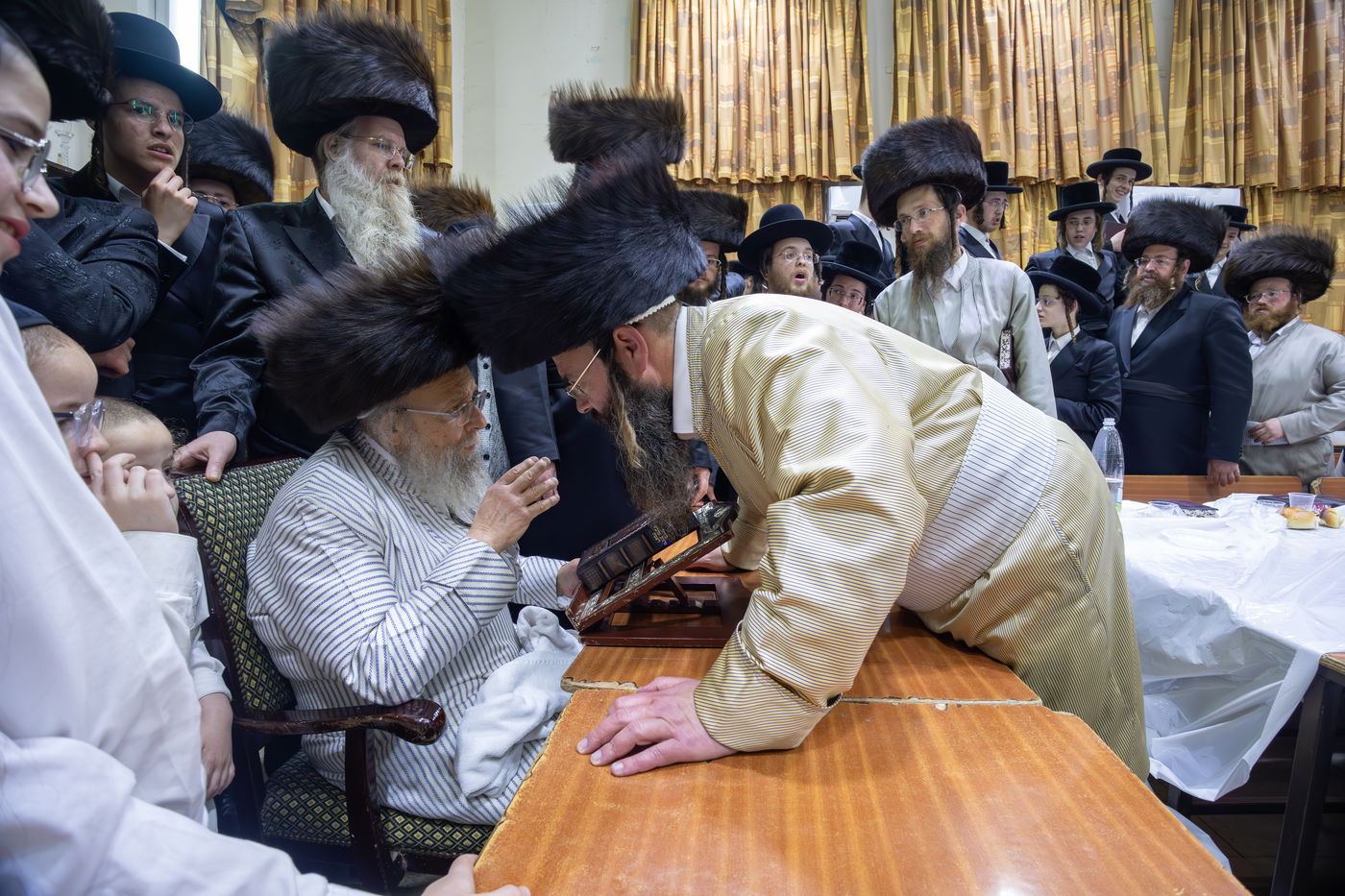 הילולא קדישא בפינסק קרלין