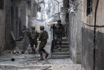 חיילים נלחמים בעזה