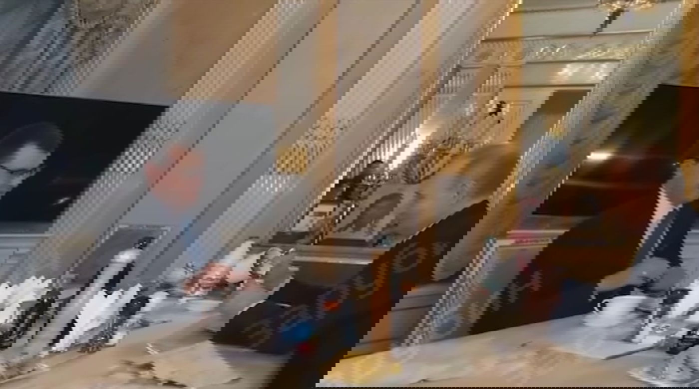 הכתב עם פוטין