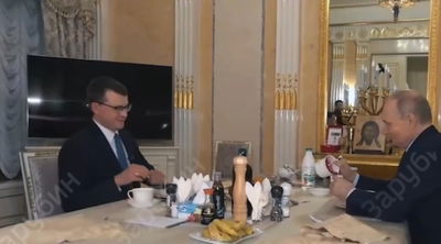 הכתב עם פוטין