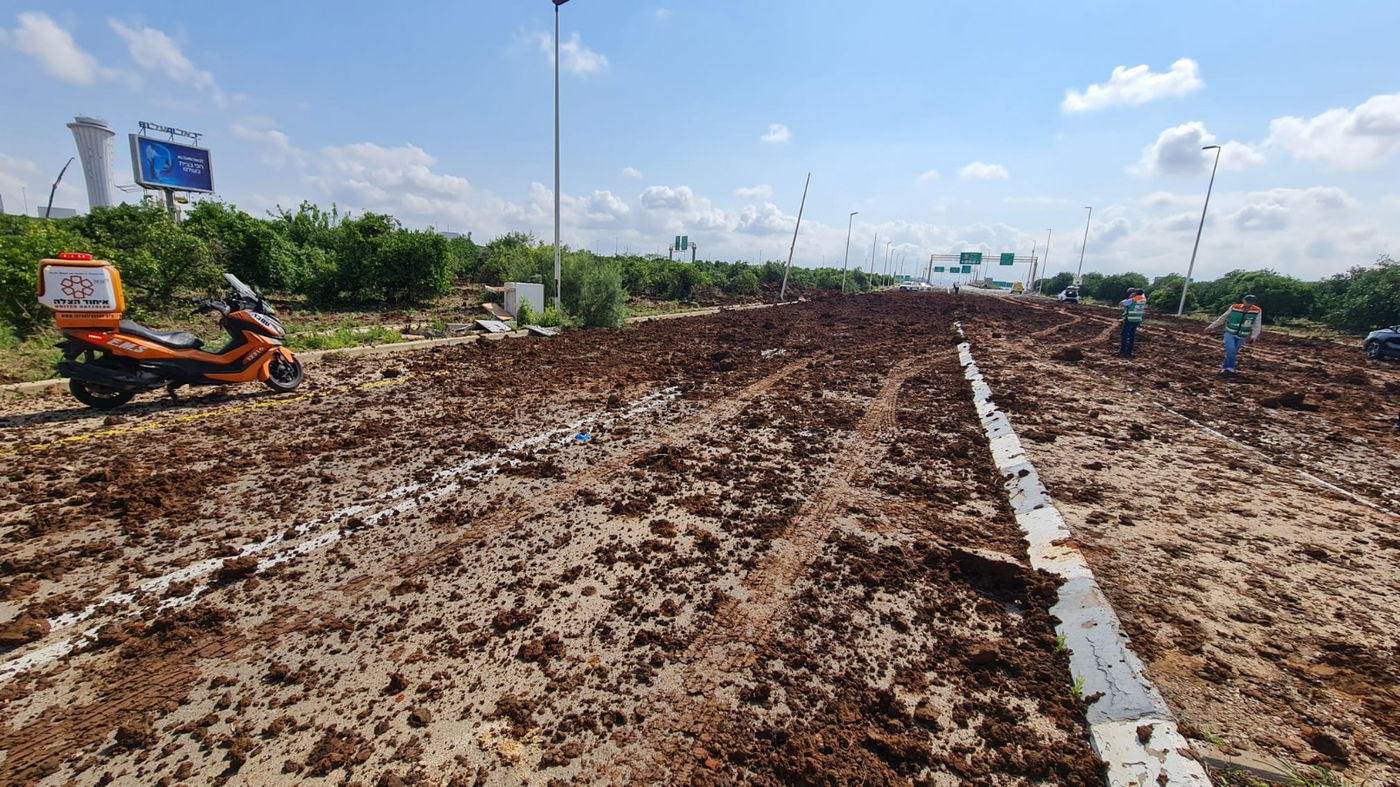 זירת הנפילה בנתב"ג, הבוקר