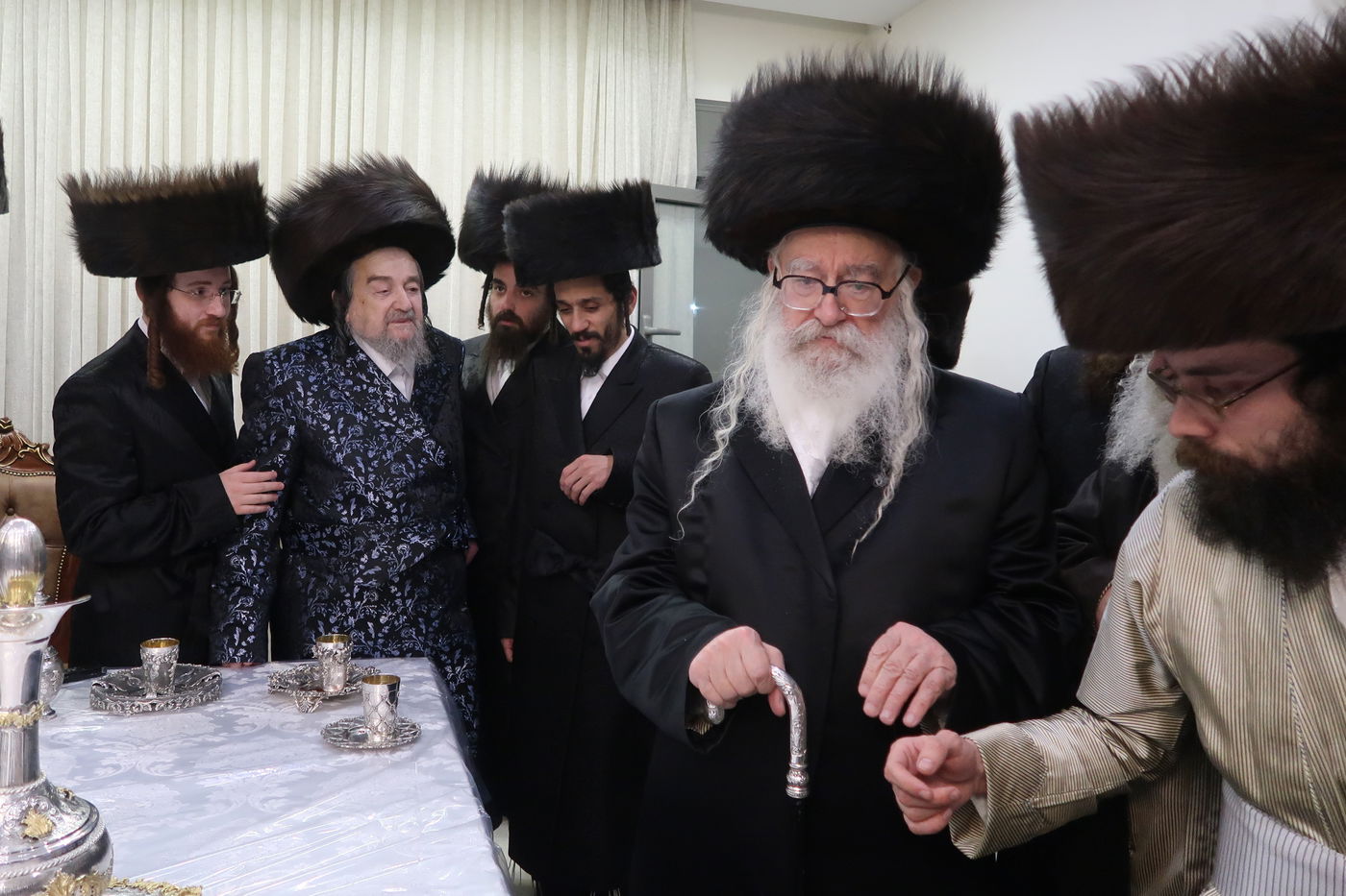 האדמו"ר ממשכנות הרועים בביקור אצל הגרי"מ שכטר