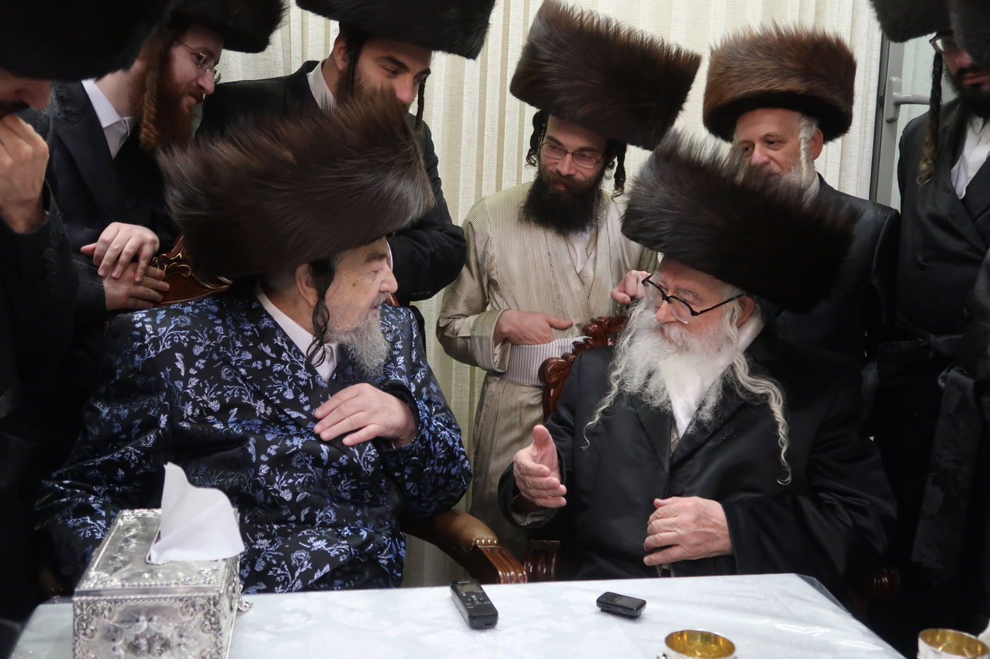 האדמו"ר ממשכנות הרועים בביקור אצל הגרי"מ שכטר