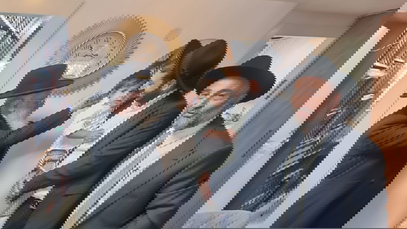 חלאקה לנכד סגן השר משה אבוטבול