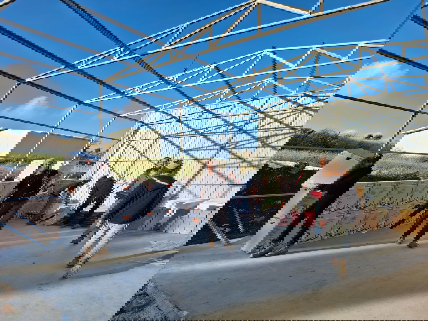 הציוד שחולק