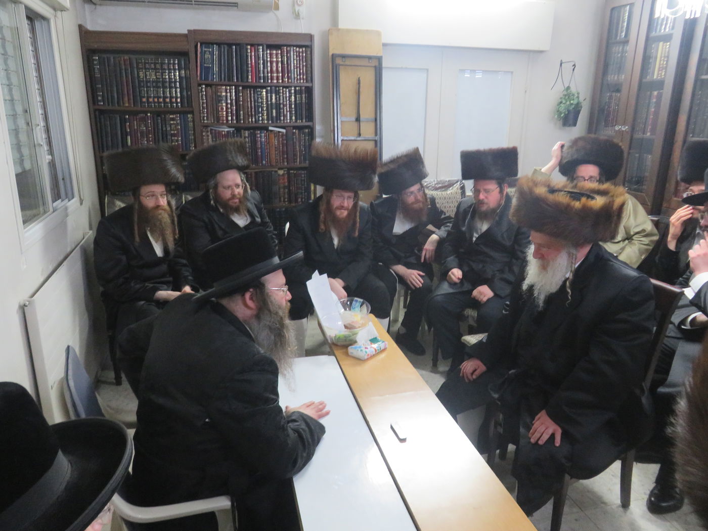 ניחום אבלים בחצה"ק טשאבא