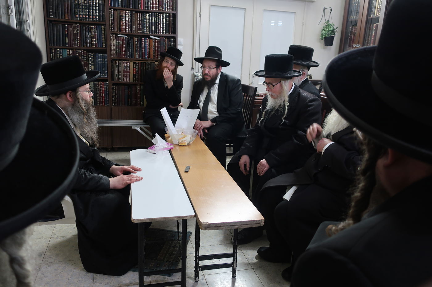 ניחום אבלים בחצה"ק טשאבא