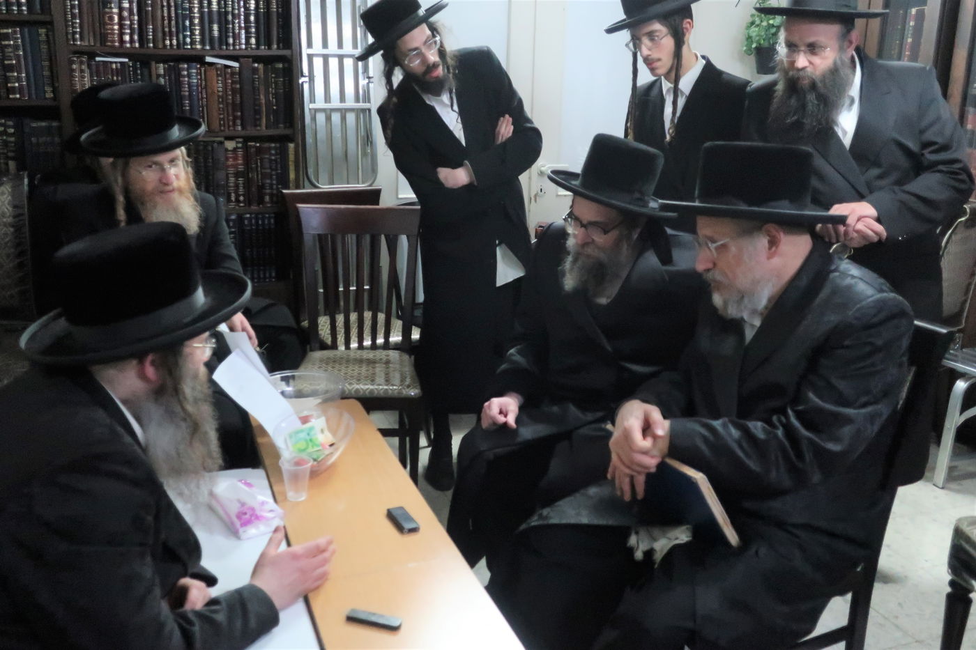 ניחום אבלים בחצה"ק טשאבא