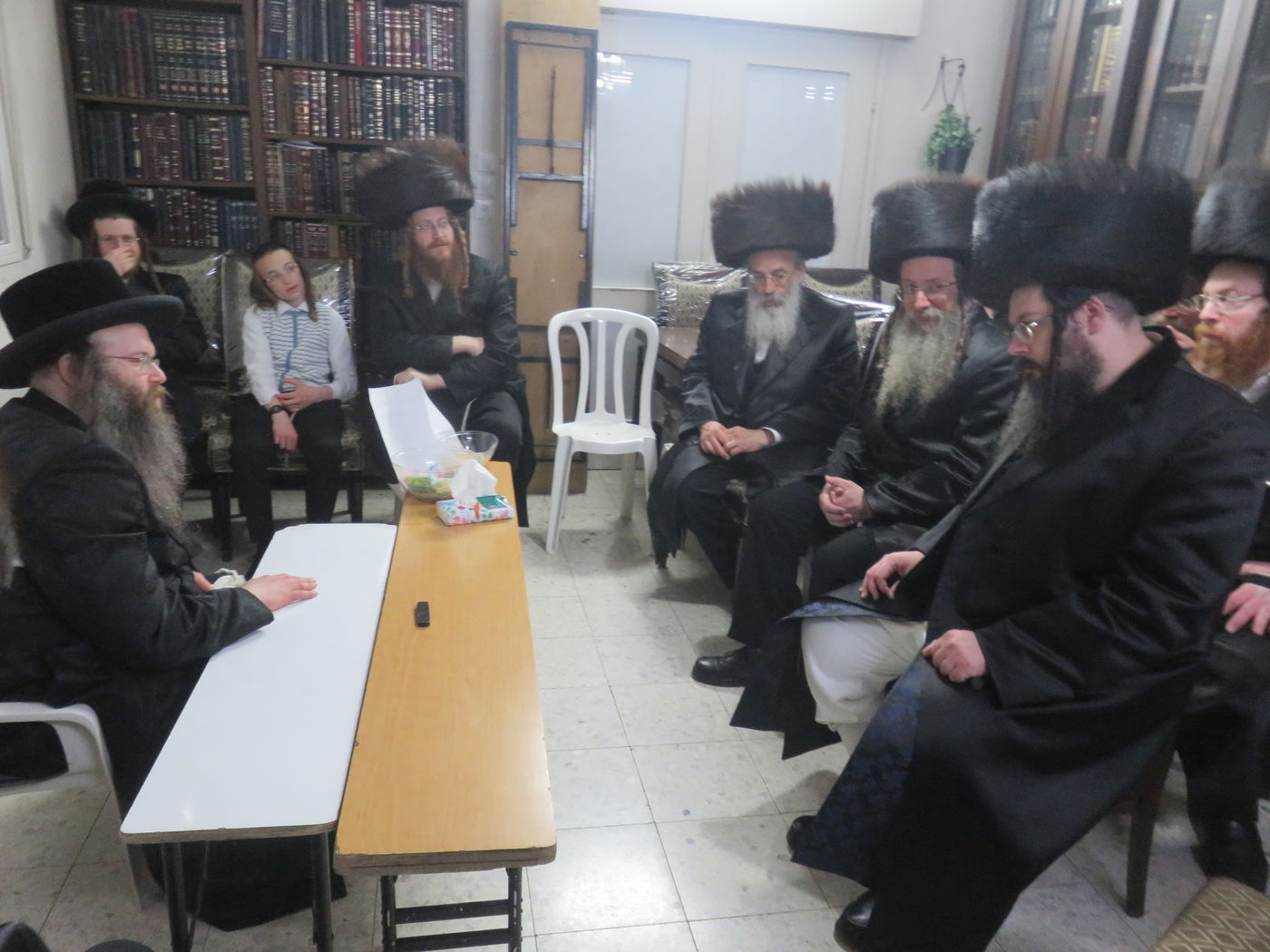 ניחום אבלים בחצה"ק טשאבא