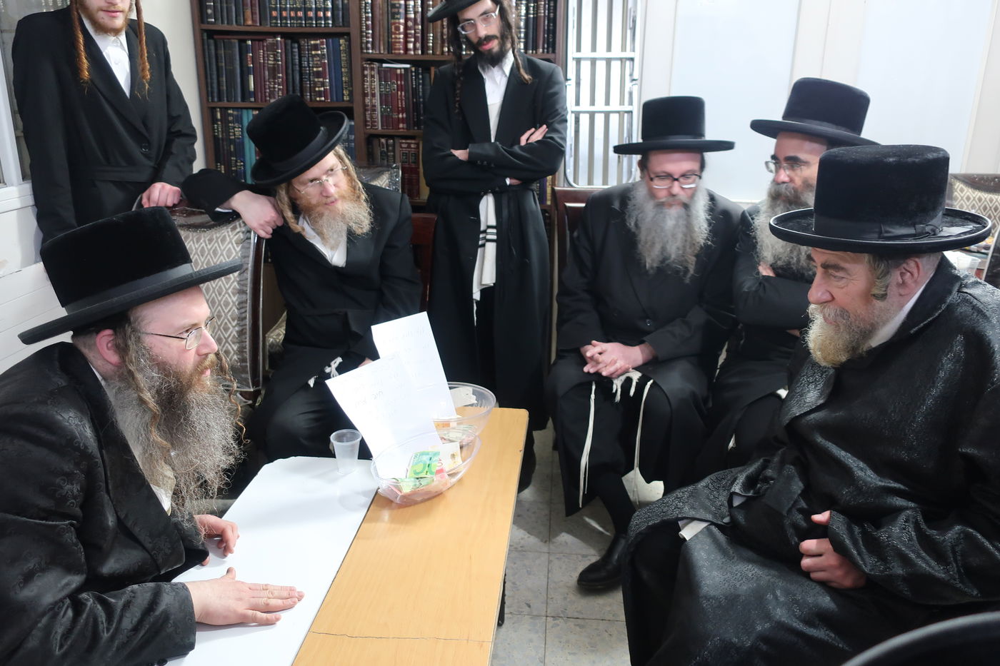 ניחום אבלים בחצה"ק טשאבא