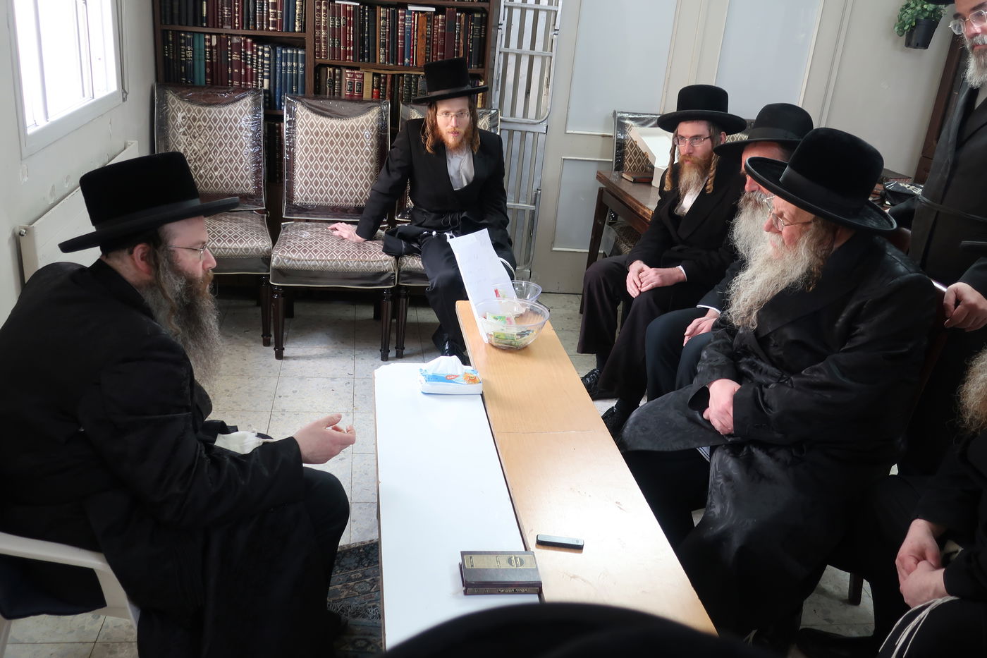 ניחום אבלים בחצה"ק טשאבא