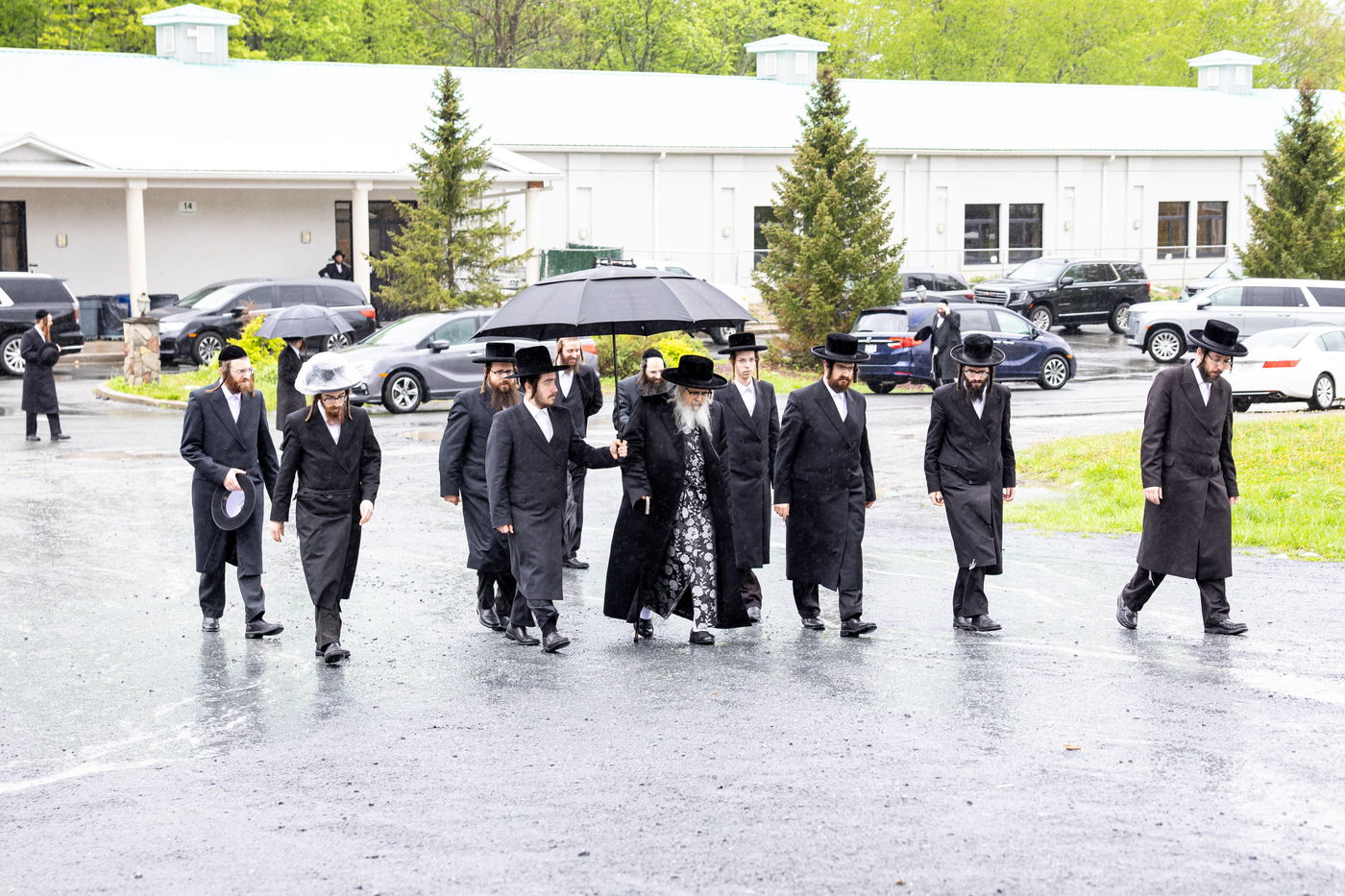 האדמו"ר מסאטמר בביקור בבלומינגבערג