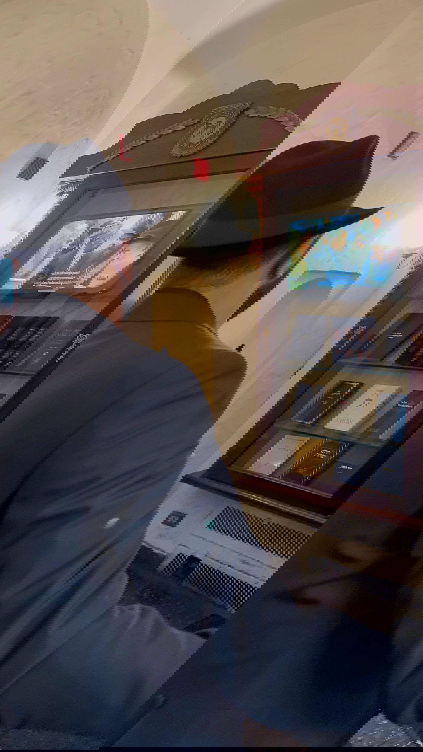 איתי לוי במרכז חב"ד העולמי