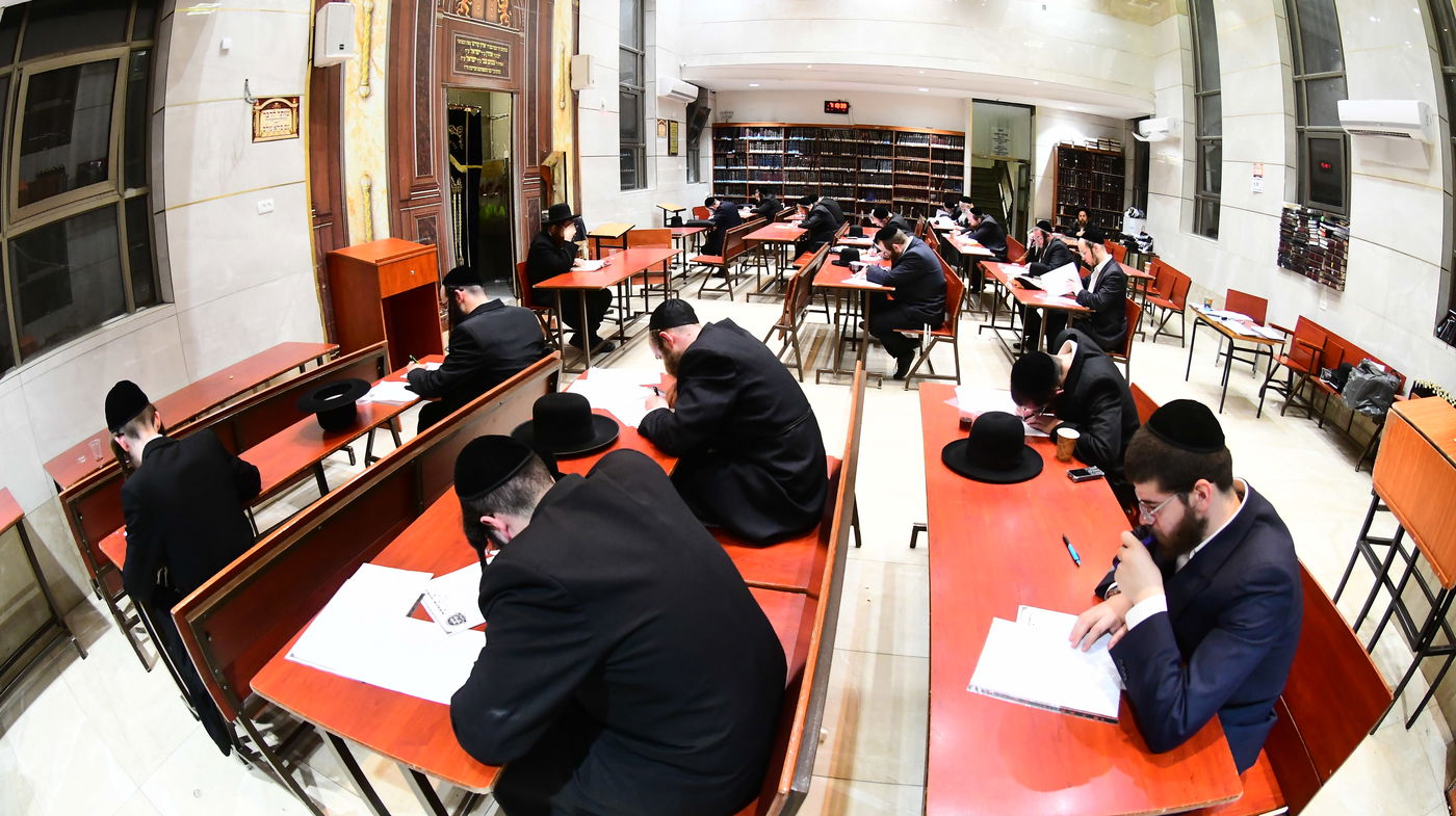 מבחן על אלפי דפי גמרא במודז'יץ