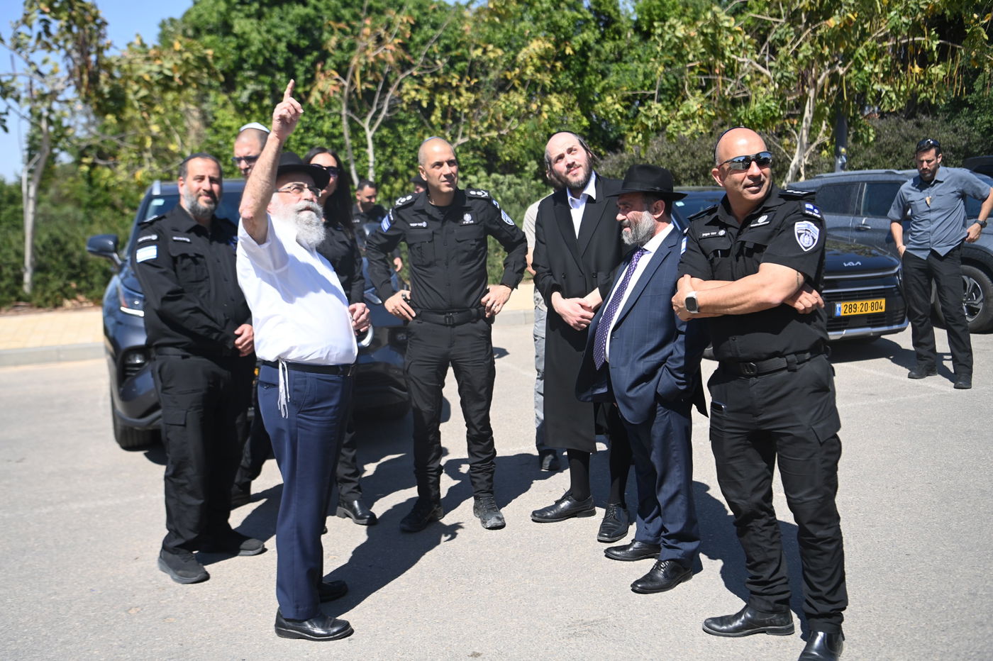 קצינים בכירים משירות בתי הסוהר בביקור בכפר חב"ד