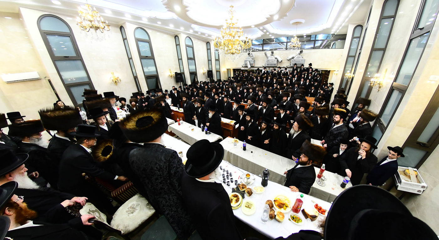 שמחת בר המצווה בחצה"ק ספינקא - נאראל 