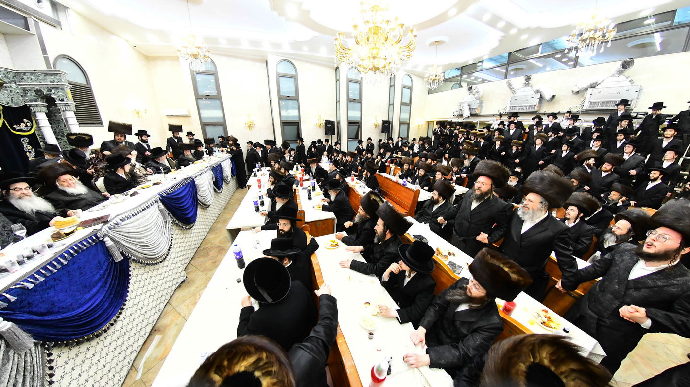 שמחת בר המצווה בחצה"ק ספינקא - נאראל 