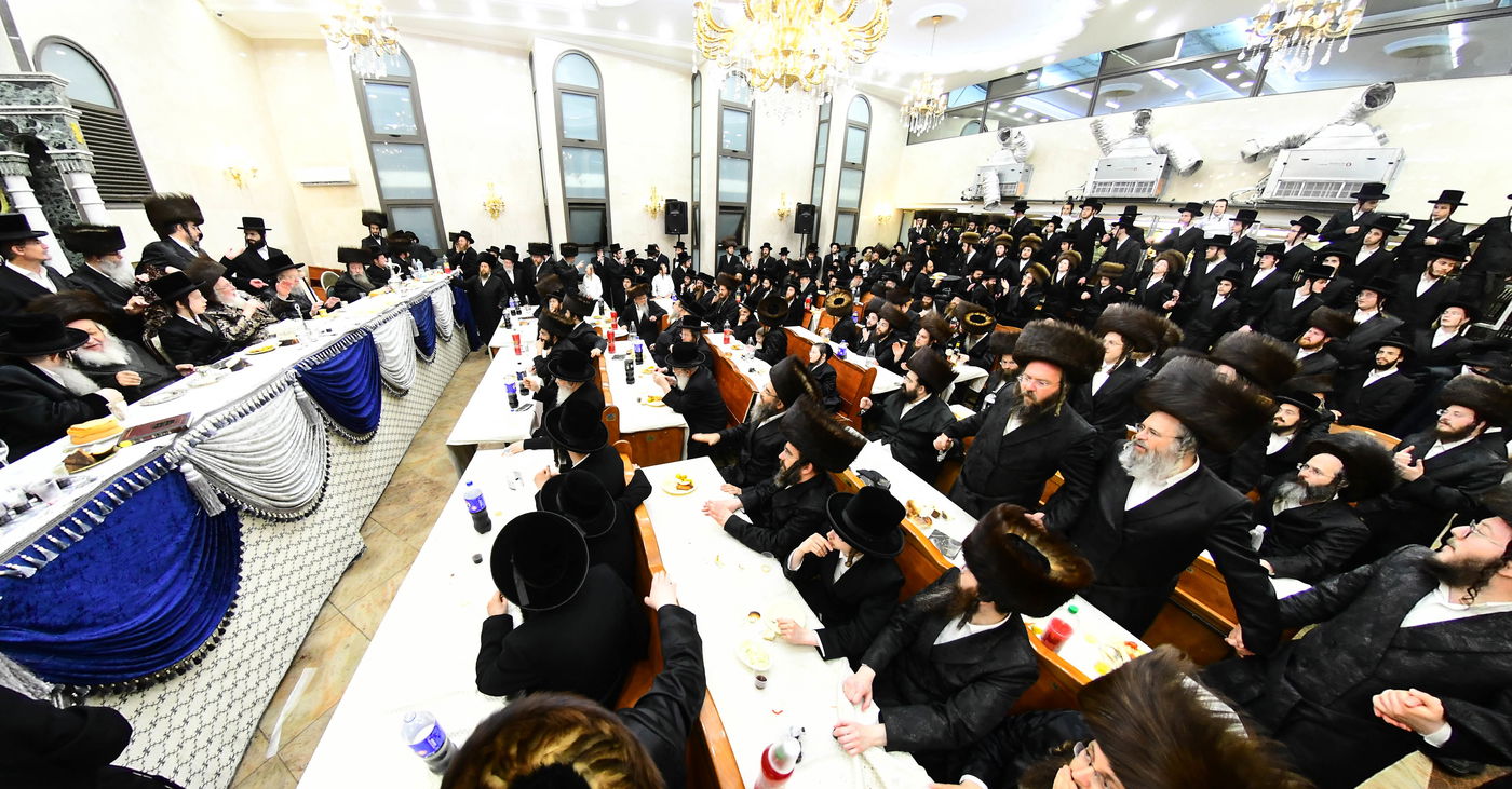 שמחת בר המצווה בחצה"ק ספינקא - נאראל 