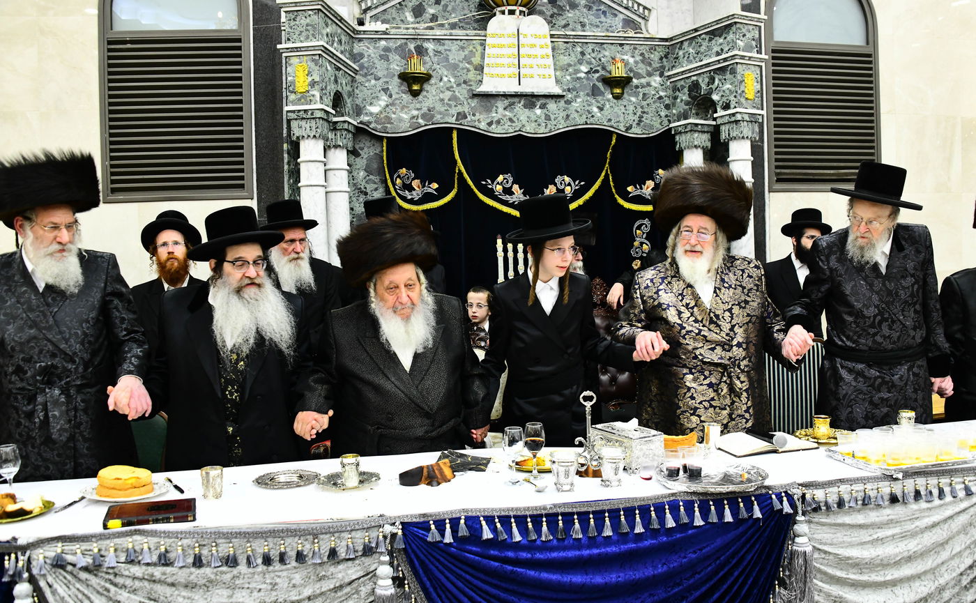 שמחת בר המצווה בחצה"ק ספינקא - נאראל 