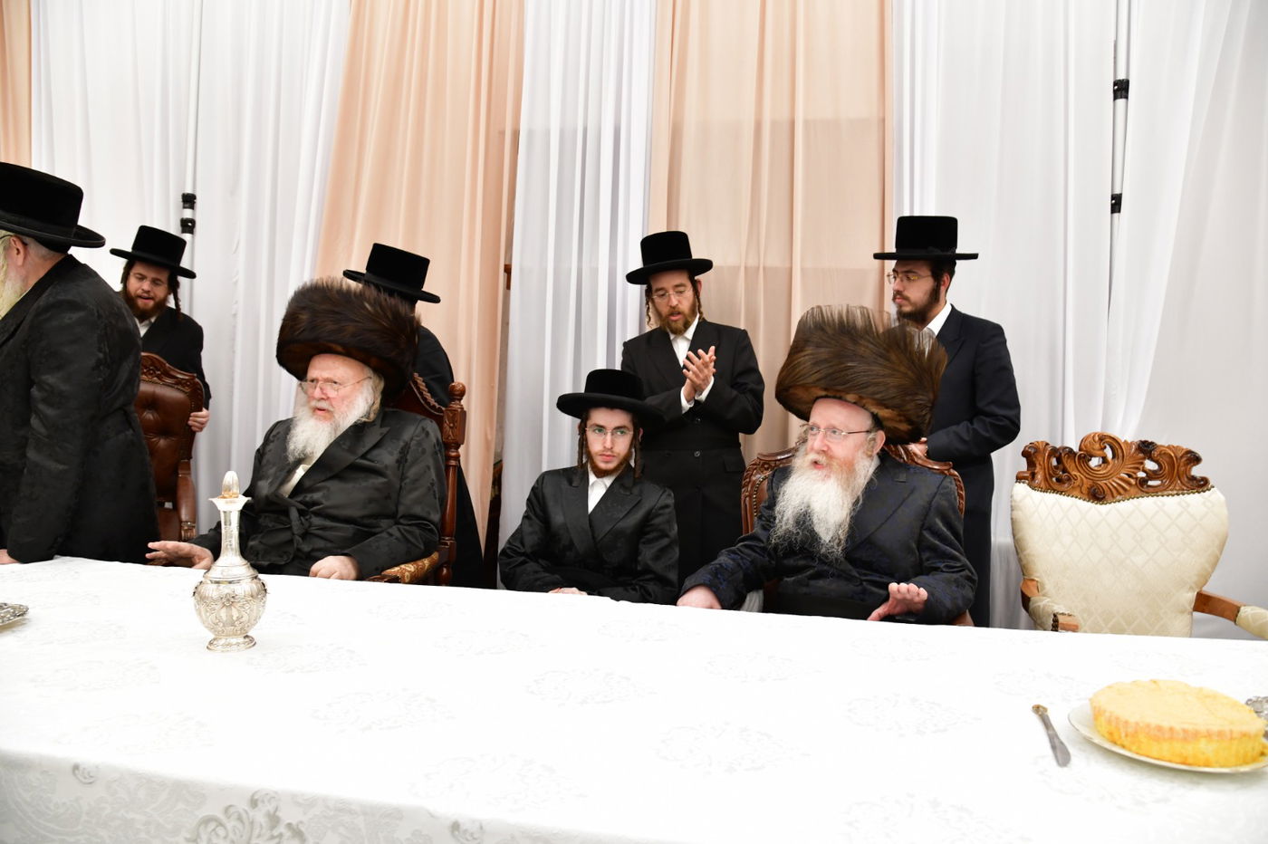 שמחת האירוסין בחצה"ק קרעטשניף ק"ג - קומרנא ב"ש