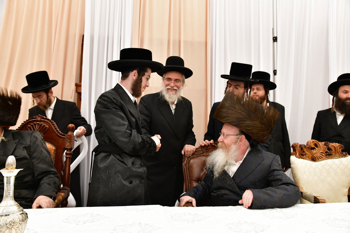 שמחת האירוסין בחצה"ק קרעטשניף ק"ג - קומרנא ב"ש