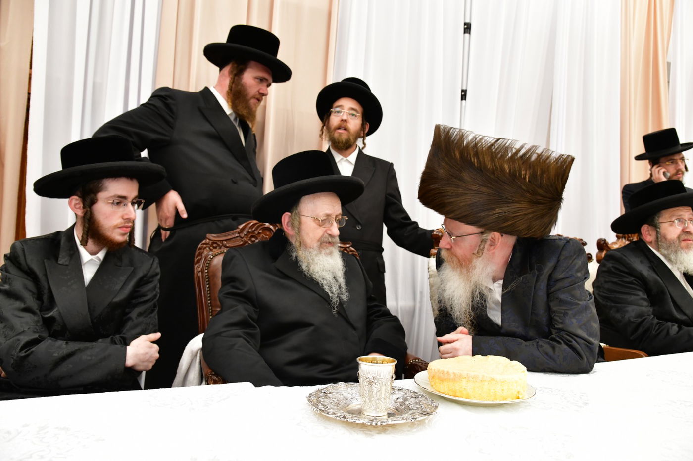 שמחת האירוסין בחצה"ק קרעטשניף ק"ג - קומרנא ב"ש