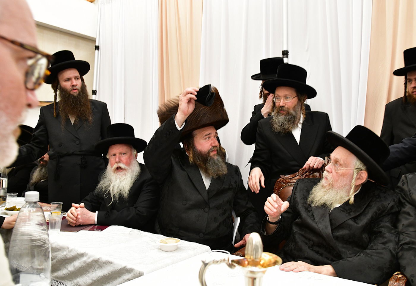 שמחת האירוסין בחצה"ק קרעטשניף ק"ג - קומרנא ב"ש