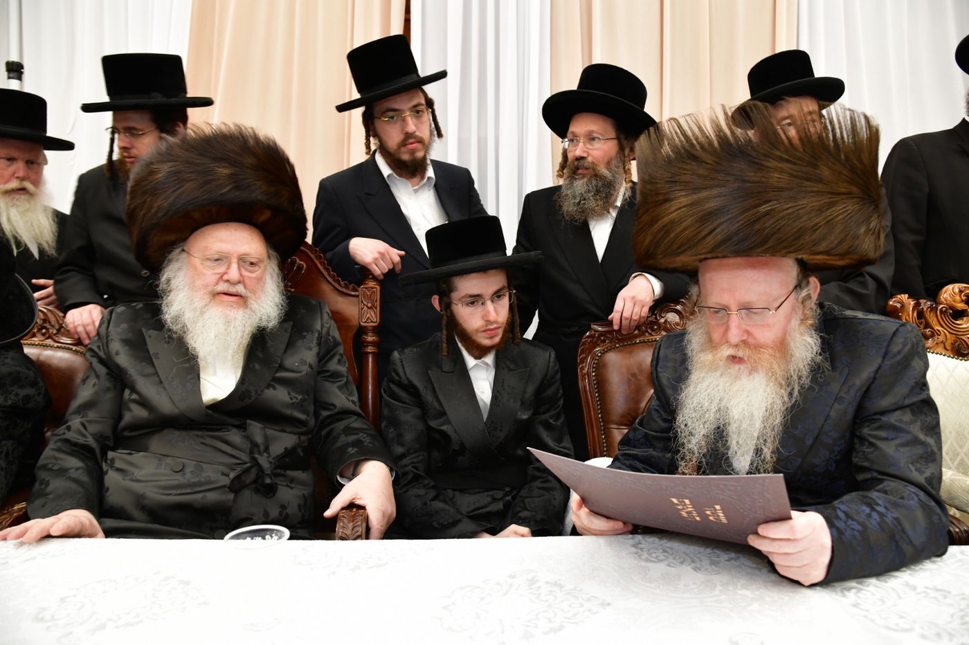 שמחת האירוסין בחצה"ק קרעטשניף ק"ג - קומרנא ב"ש