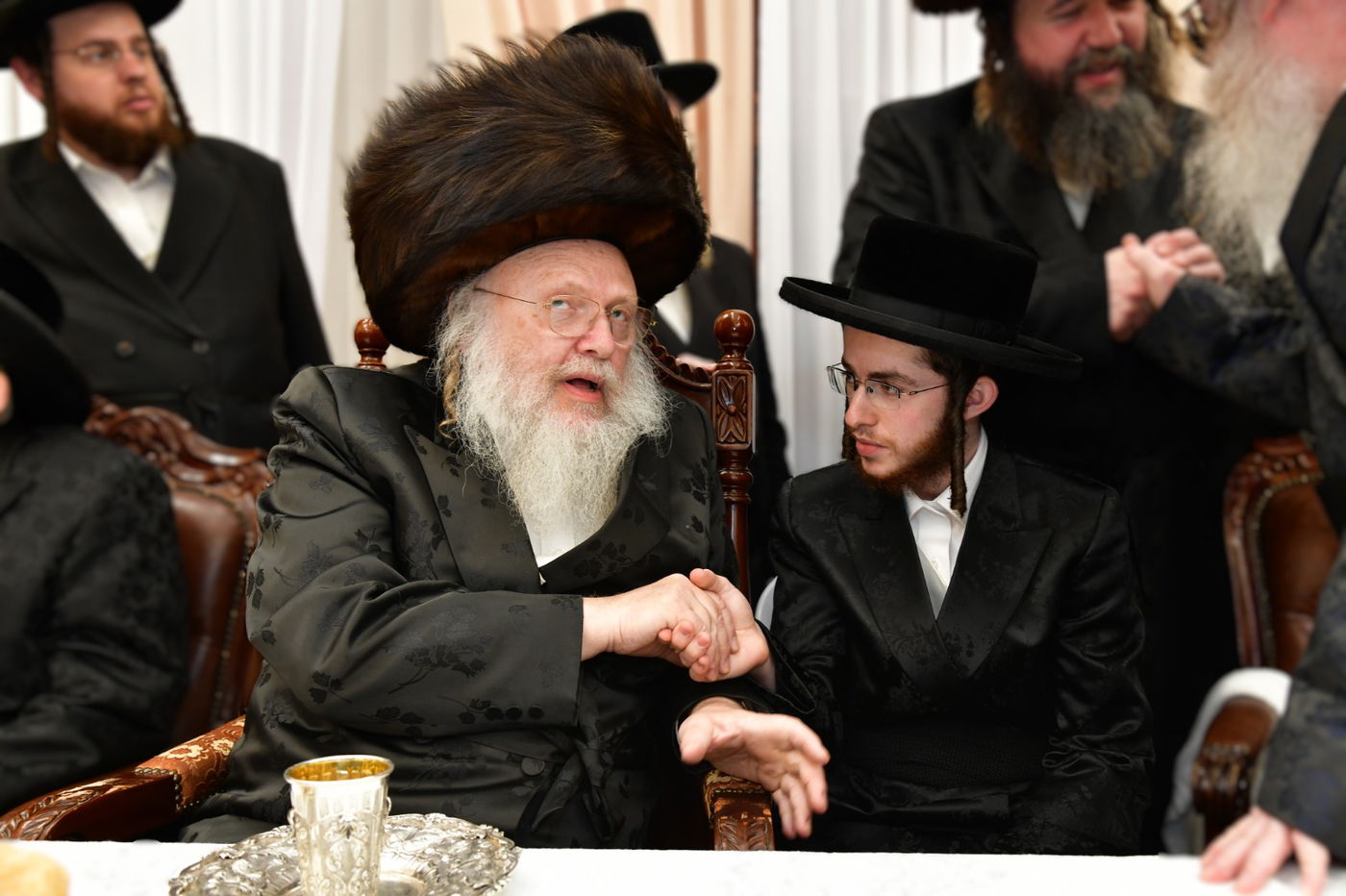 שמחת האירוסין בחצה"ק קרעטשניף ק"ג - קומרנא ב"ש