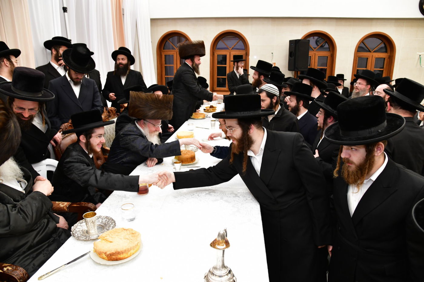 שמחת האירוסין בחצה"ק קרעטשניף ק"ג - קומרנא ב"ש