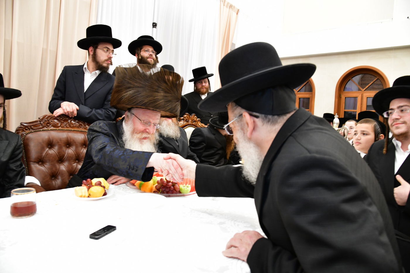 שמחת האירוסין בחצה"ק קרעטשניף ק"ג - קומרנא ב"ש