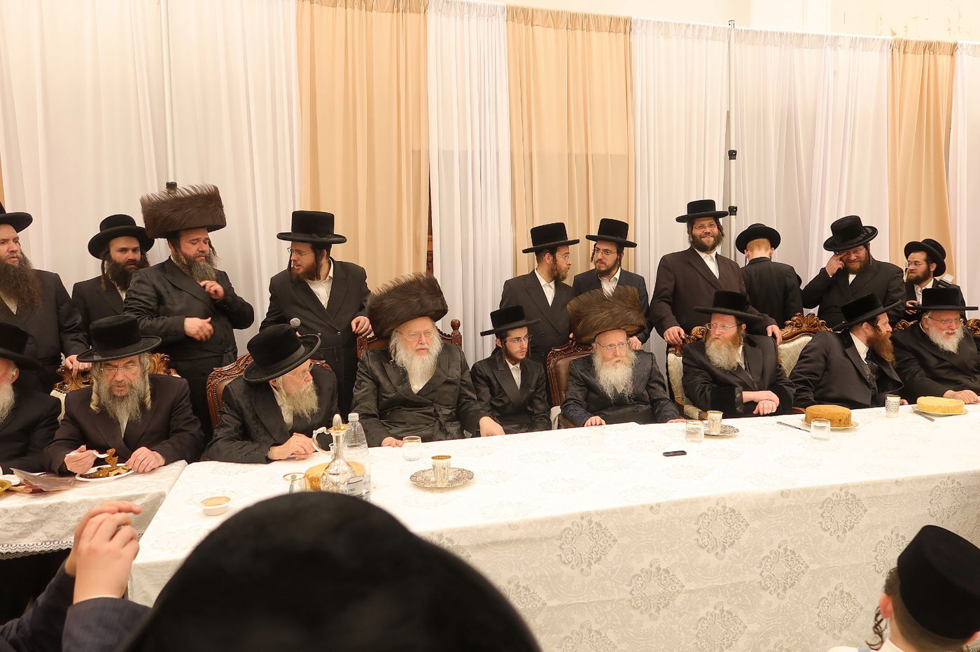 שמחת האירוסין בחצה"ק קרעטשניף ק"ג - קומרנא ב"ש