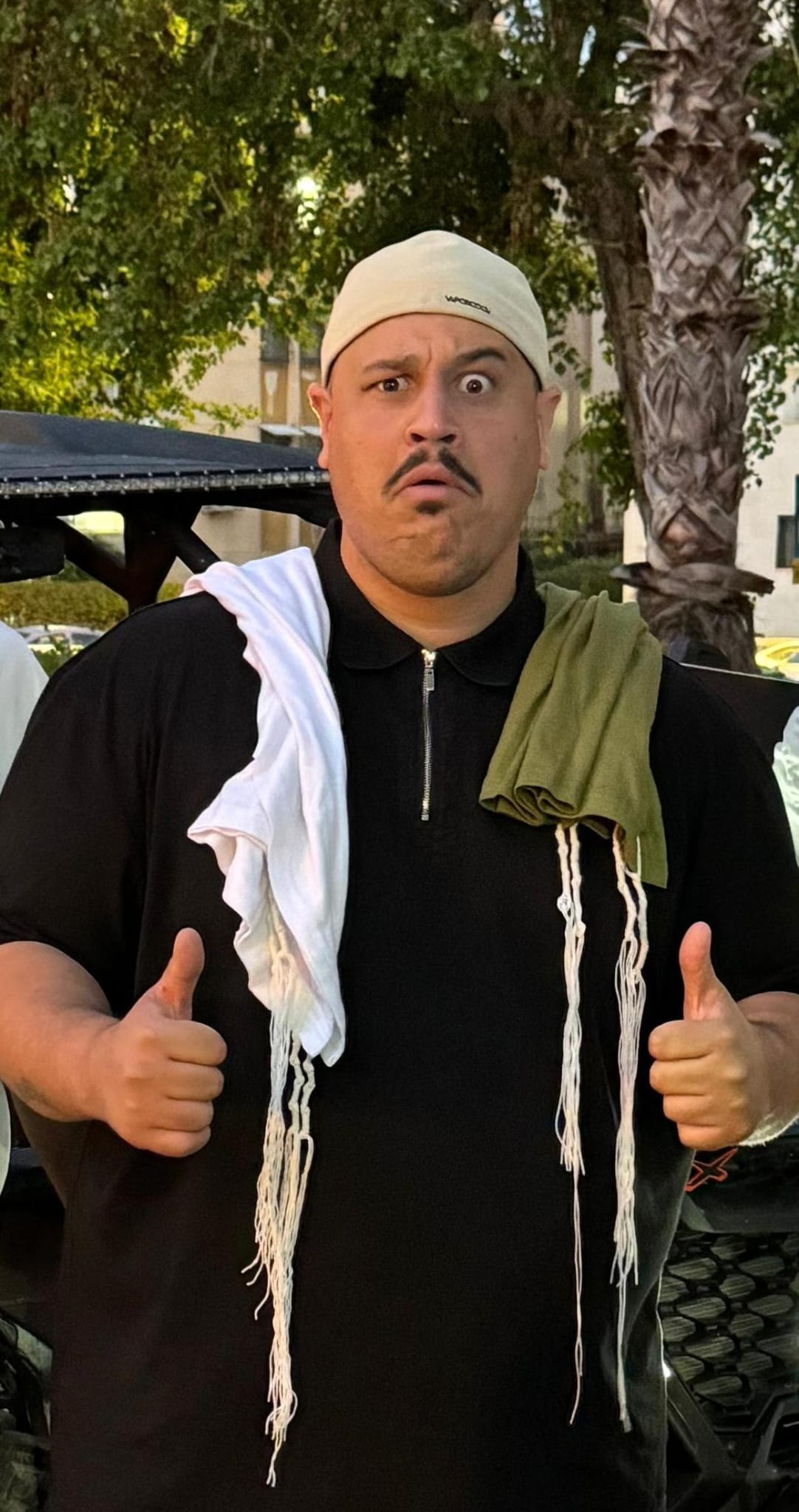 כוכב הרשת והמוזיקאי לירון אופיר קיבל על עצמו ללבוש ציצית