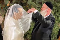 שולי רנד וצופית גרנט, בחתונתם