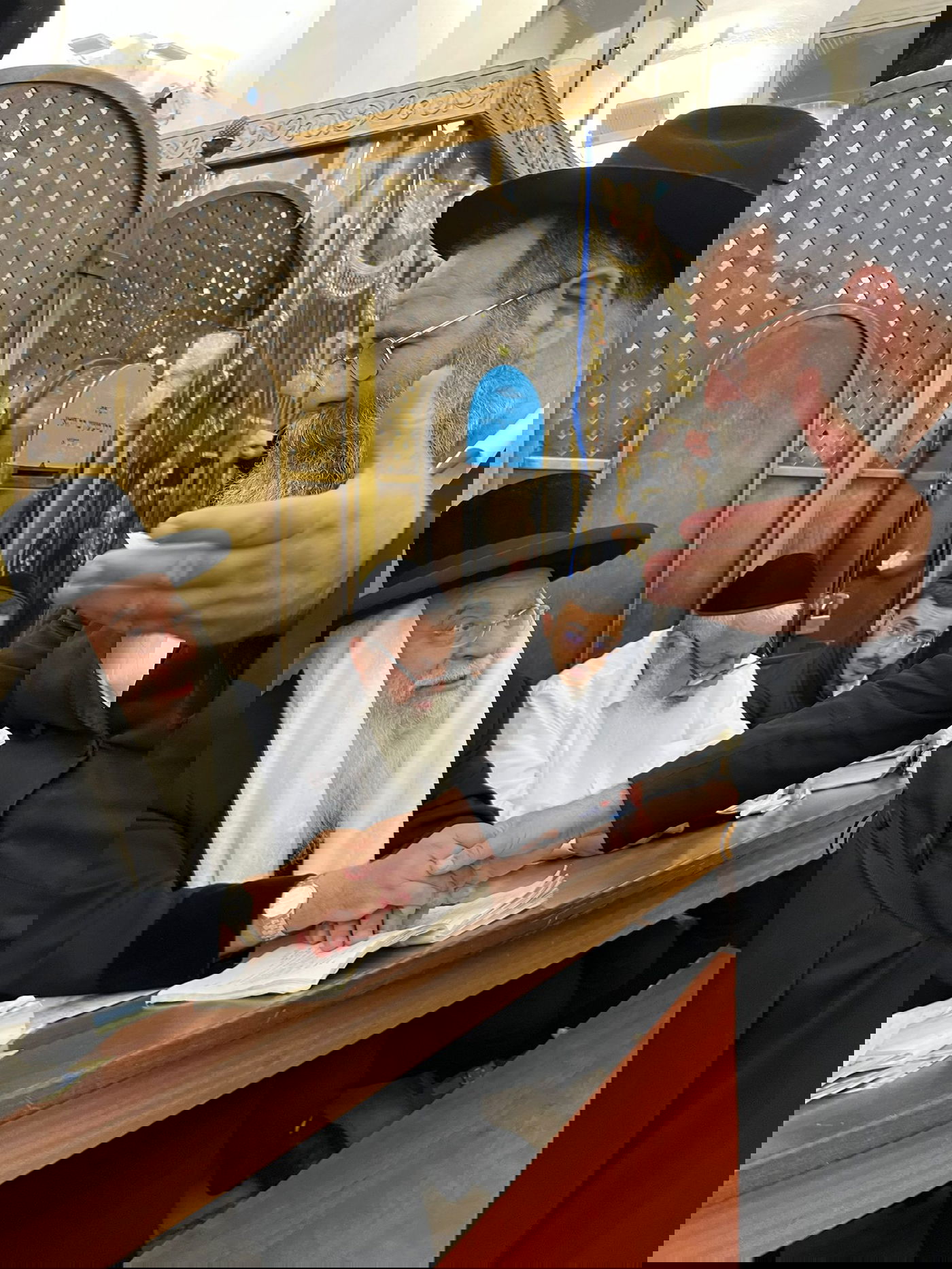 המקובל רבי בניהו שמואלי באתרא קדישא מירון