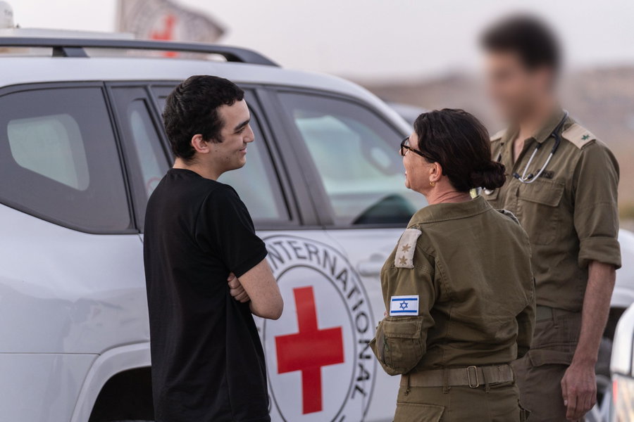החייל השב עידן אלכסנדר חובר לכוח צה״ל