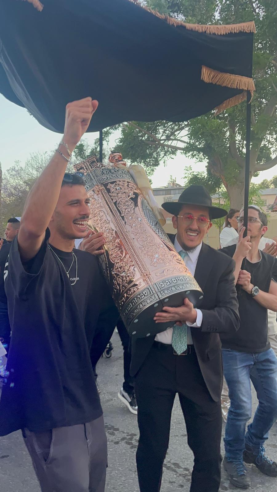 זופניק בכיכר | כל התמונות, הנייעס והחשיפות של השבוע