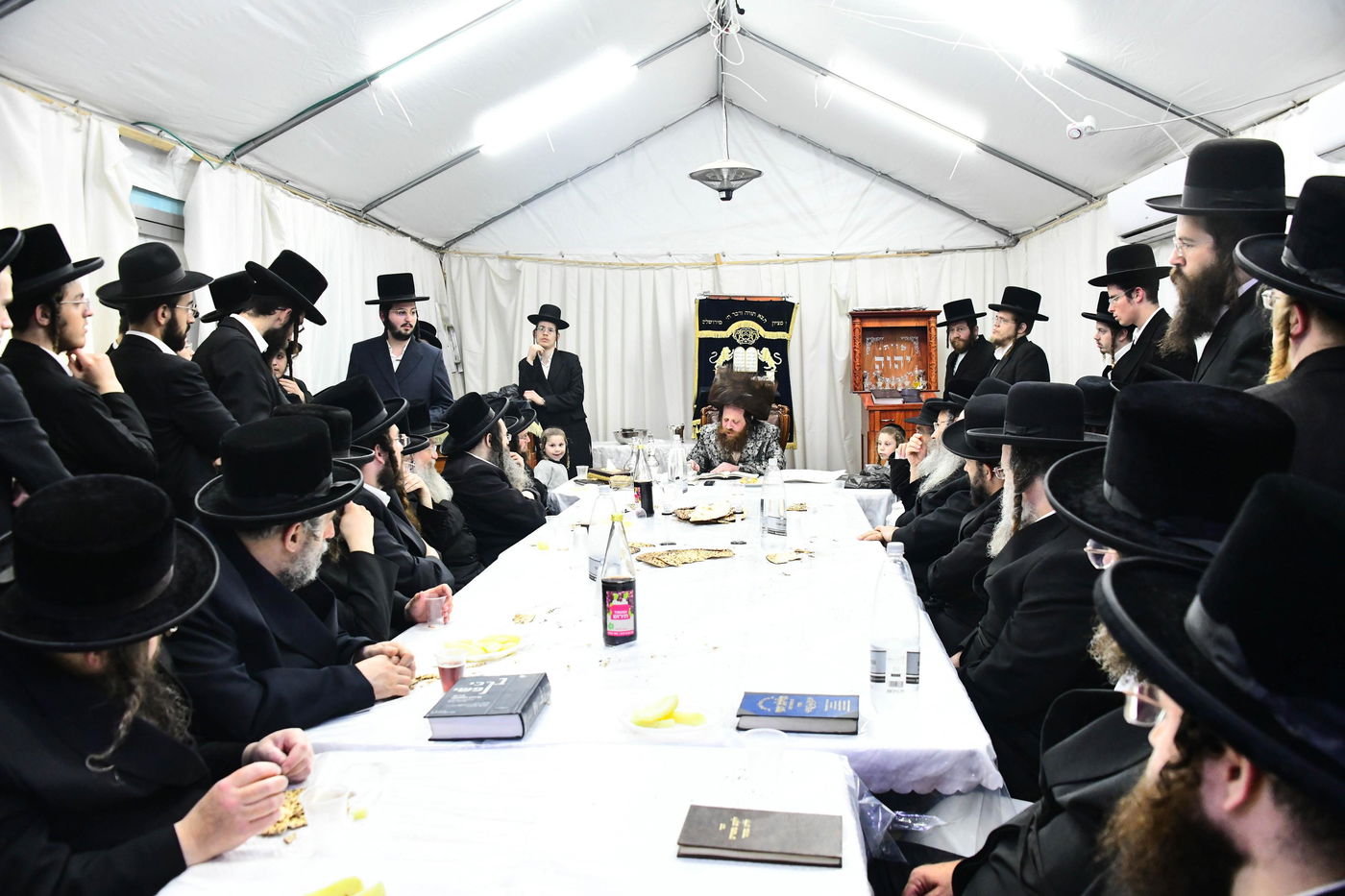 פסח שני בחצה"ק מיאלען