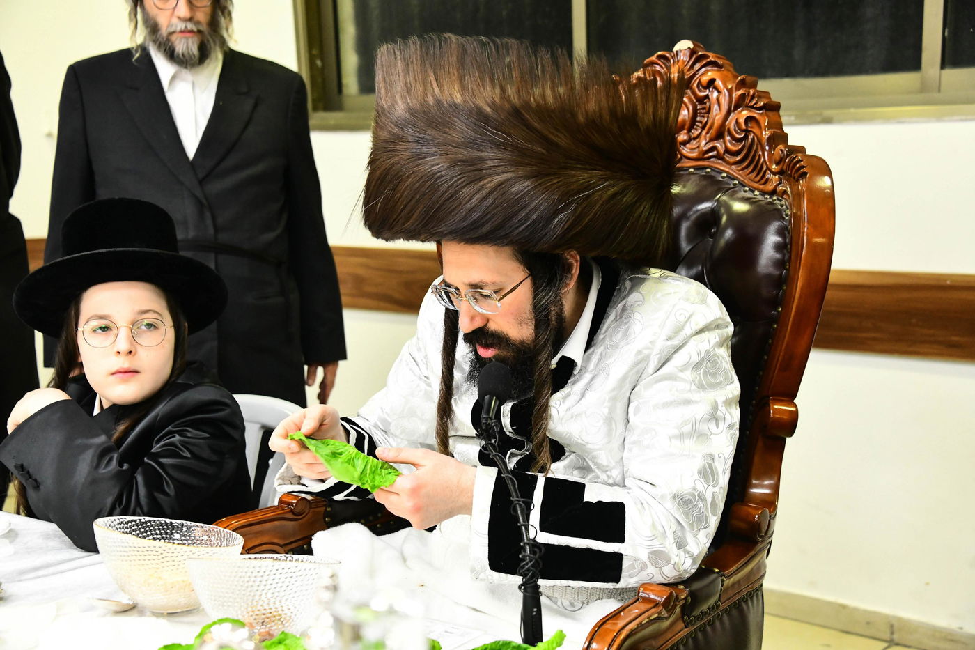 פסח שני בחצה"ק מעז'בוז