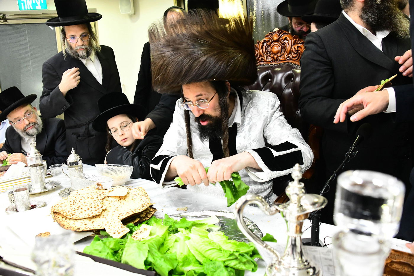 פסח שני בחצה"ק מעז'בוז