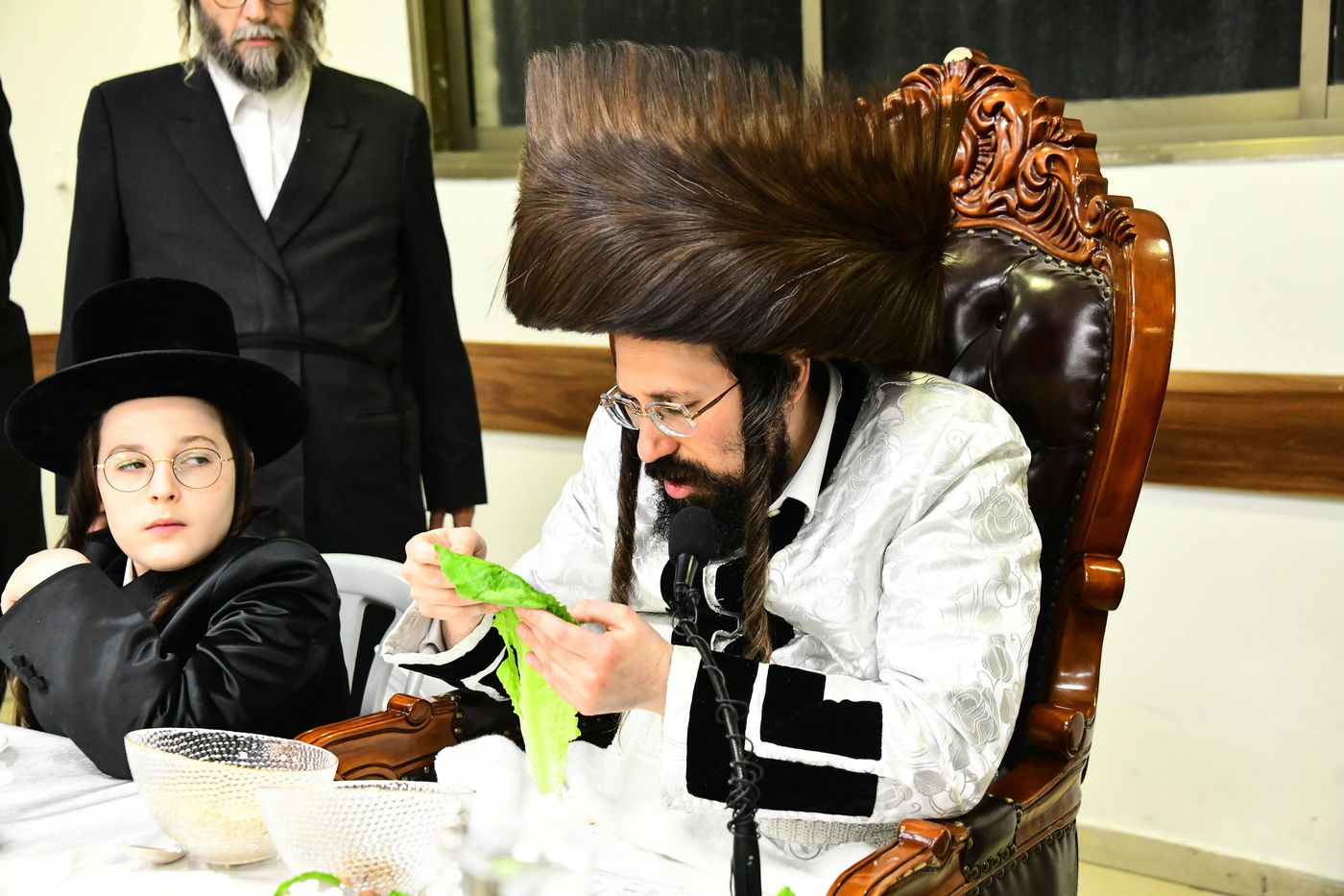 פסח שני בחצה"ק מעז'בוז