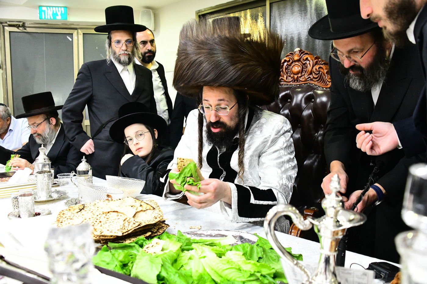 פסח שני בחצה"ק מעז'בוז