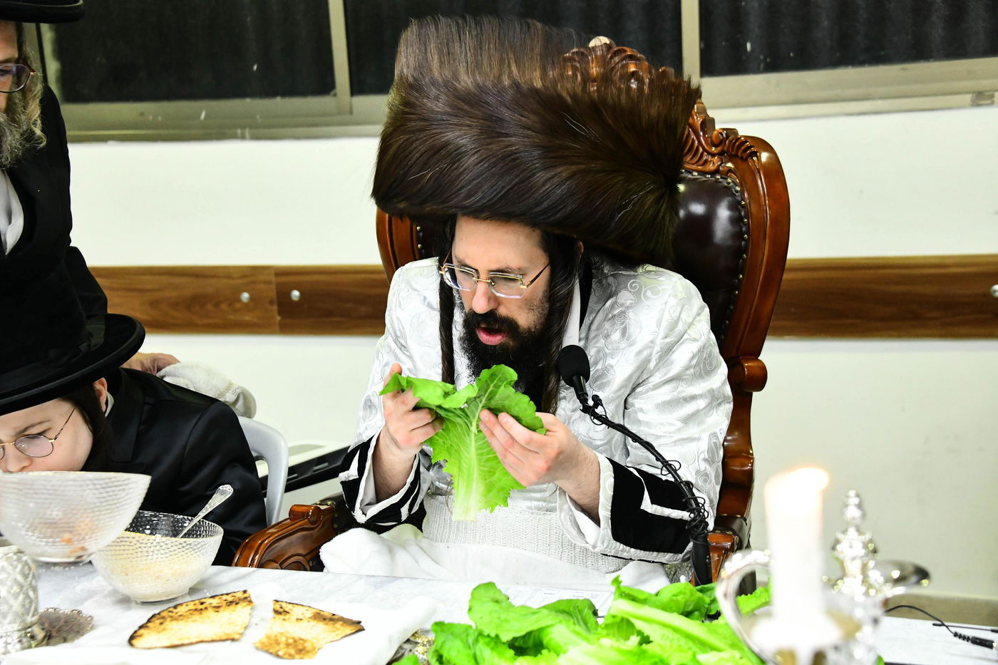 פסח שני בחצה"ק מעז'בוז