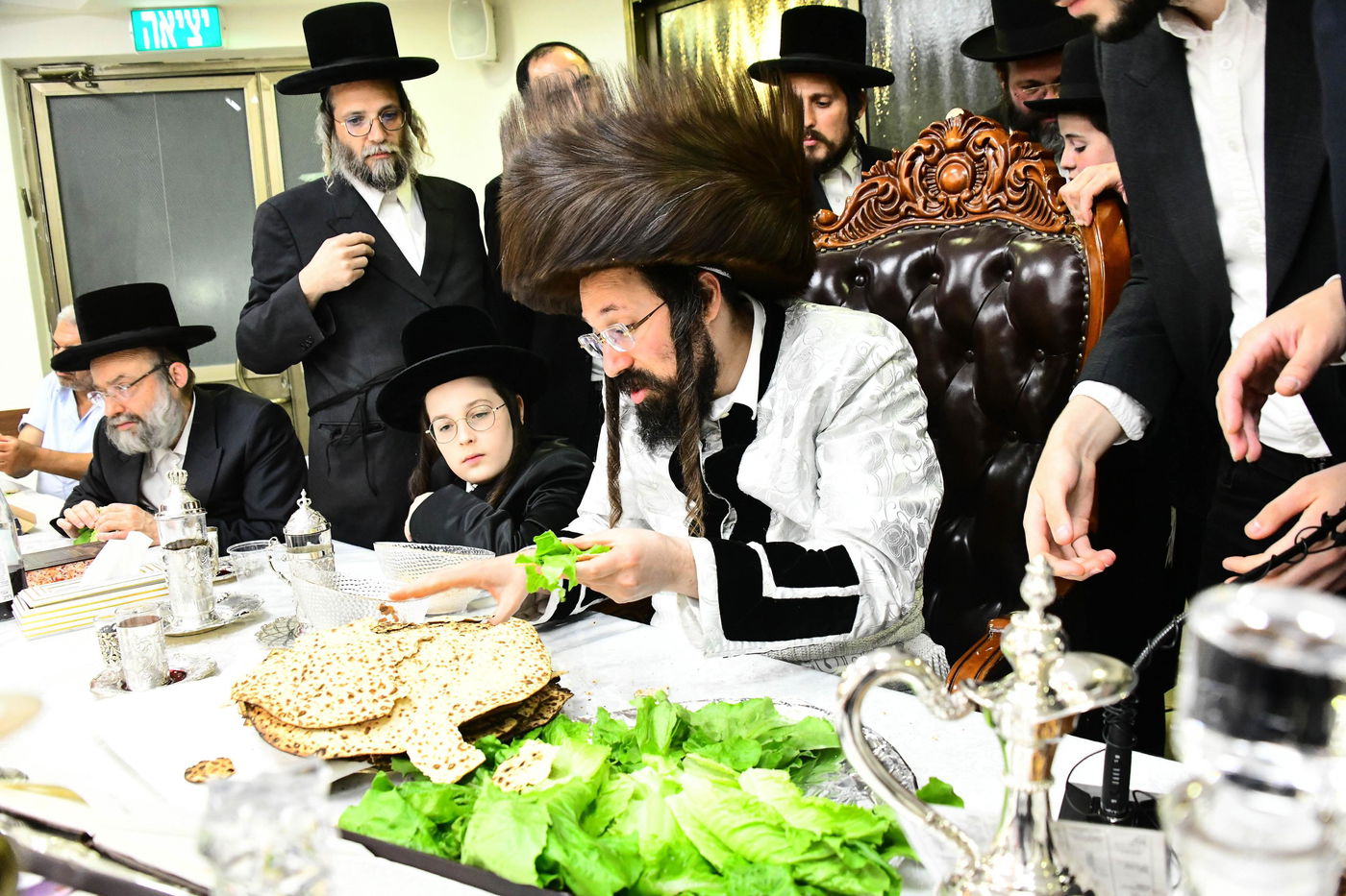 פסח שני בחצה"ק מעז'בוז