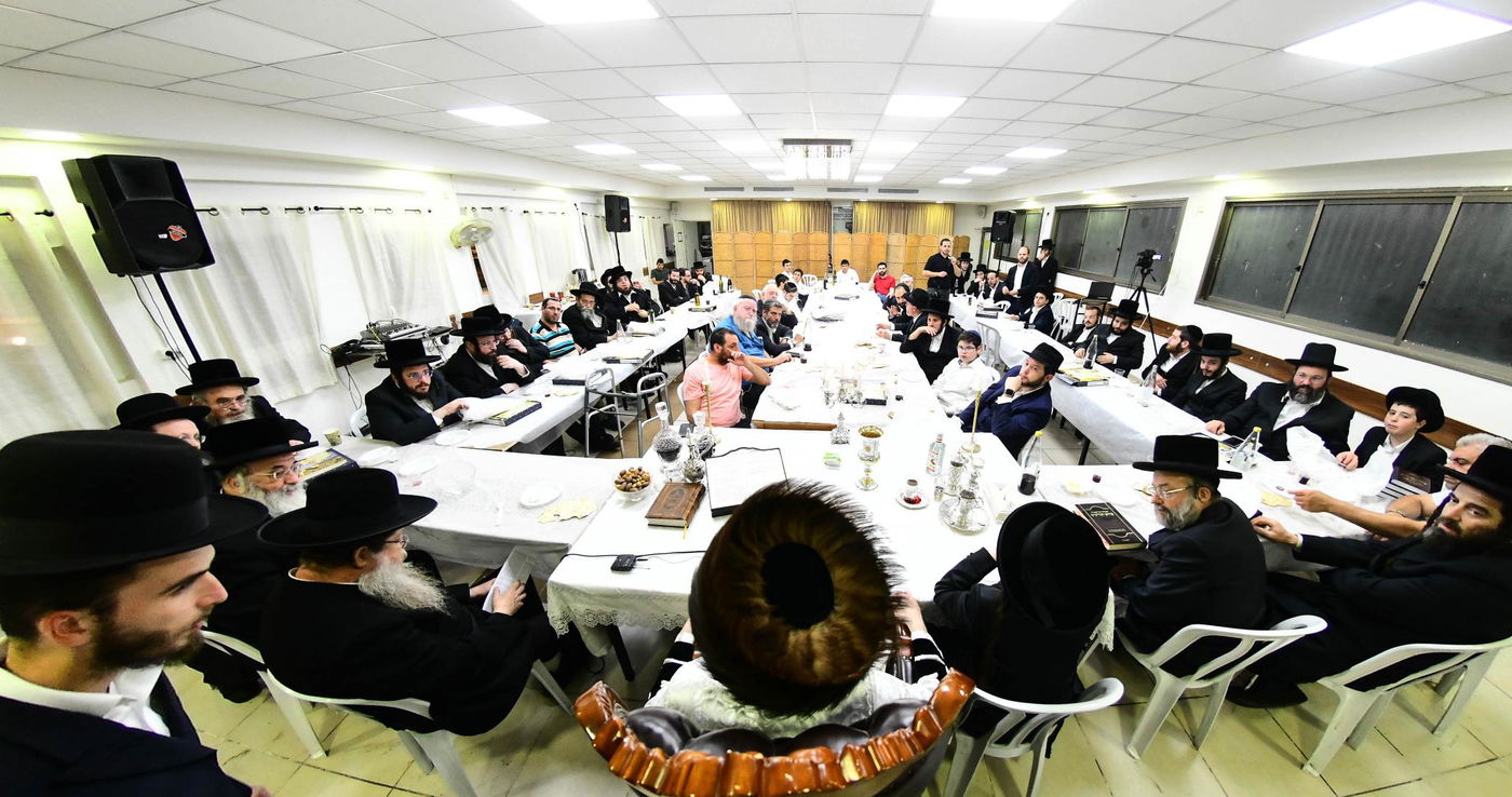 פסח שני בחצה"ק מעז'בוז